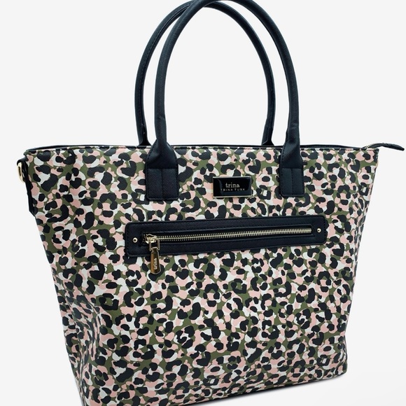 NWT Trina Turk Floral Printed Tote Double Handled Detachable Shoulder Strap. - Picture 1 of 3